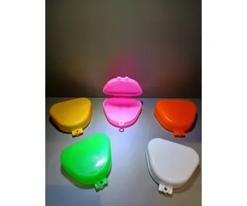 جای پلاک ارتودنسی